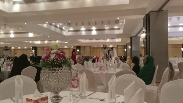 قاعة النور -  - 