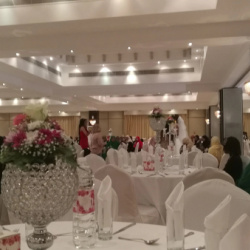 قاعة النور---1