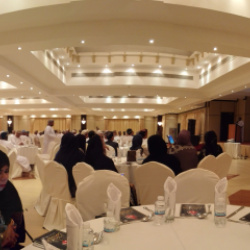 قاعة النور---4