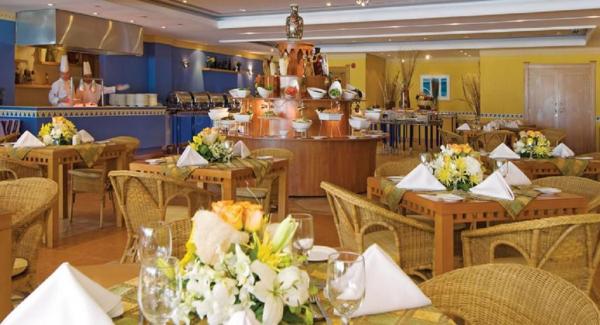 Royal Beach Resort & Spa - Hotels - Sharjah