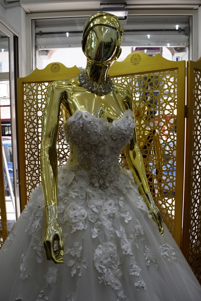 فضاء شيشخان  - فستان الزفاف - مدينة تونس