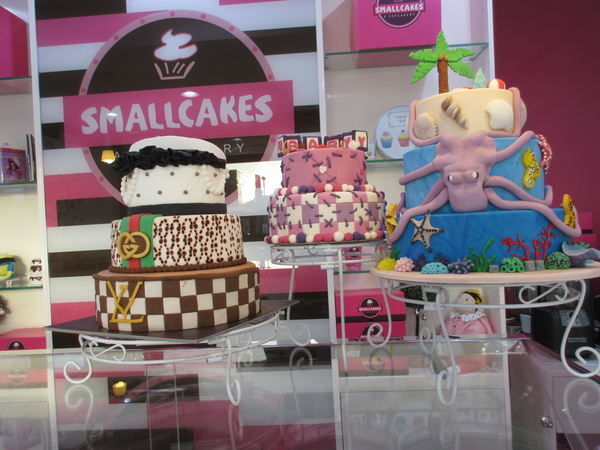 Smallcakes A Cupcakery - Wedding Cakes - Dubai