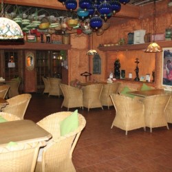 مطعم ومقهى الشرفة-المطاعم-المنامة-2