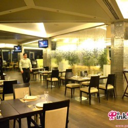 مطعم الصنوبر-المطاعم-مدينة الكويت-2