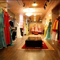 Reishas Boutique-Wedding Gowns-Abu Dhabi-2