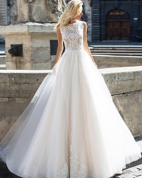 فساتين زفاف انستقرام بقصة مطرزة