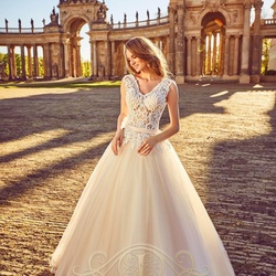 Iryna Kotapska-Wedding Gowns-Dubai-1