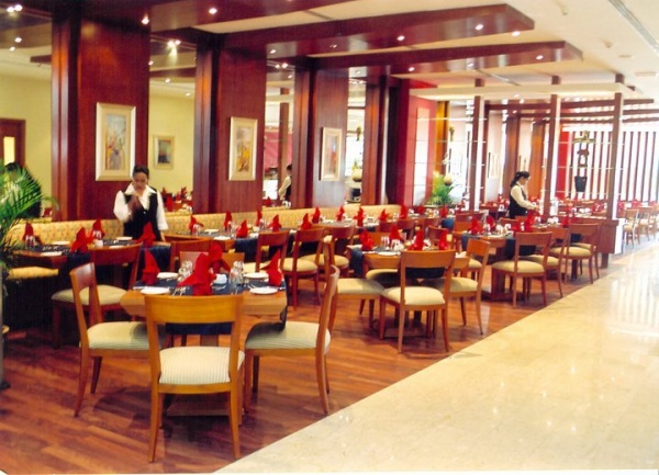 Ritzy palm Resturant - Restaurants - Dubai