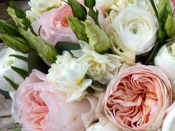 ازهار ديزي للمناسبات - زهور الزفاف - الدوحة