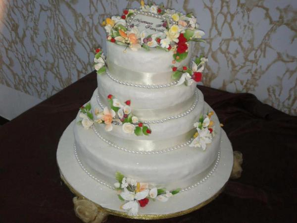 Mme Lahyeni Alya - Gâteaux de mariage - Sfax