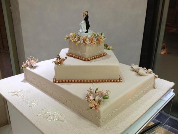Memmi - Gâteaux de mariage - Sousse