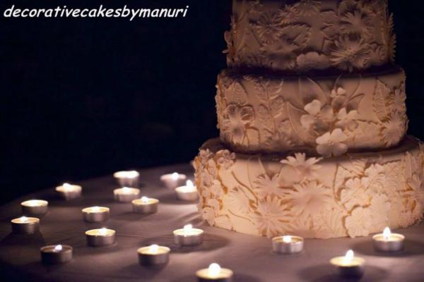 Decorative cakes by manuri - Wedding Cakes - Dubai