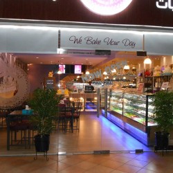 Rosewood Confectionery & Cafe-Wedding Cakes-Dubai-5