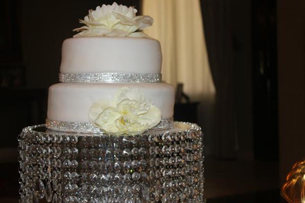 Cake It Up - Wedding Cakes - Dubai