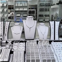 Gianni Martinelli-Wedding Rings & Jewelry-Dubai-3