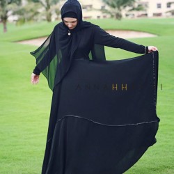 Annah Hariri-Abaya-Dubai-6